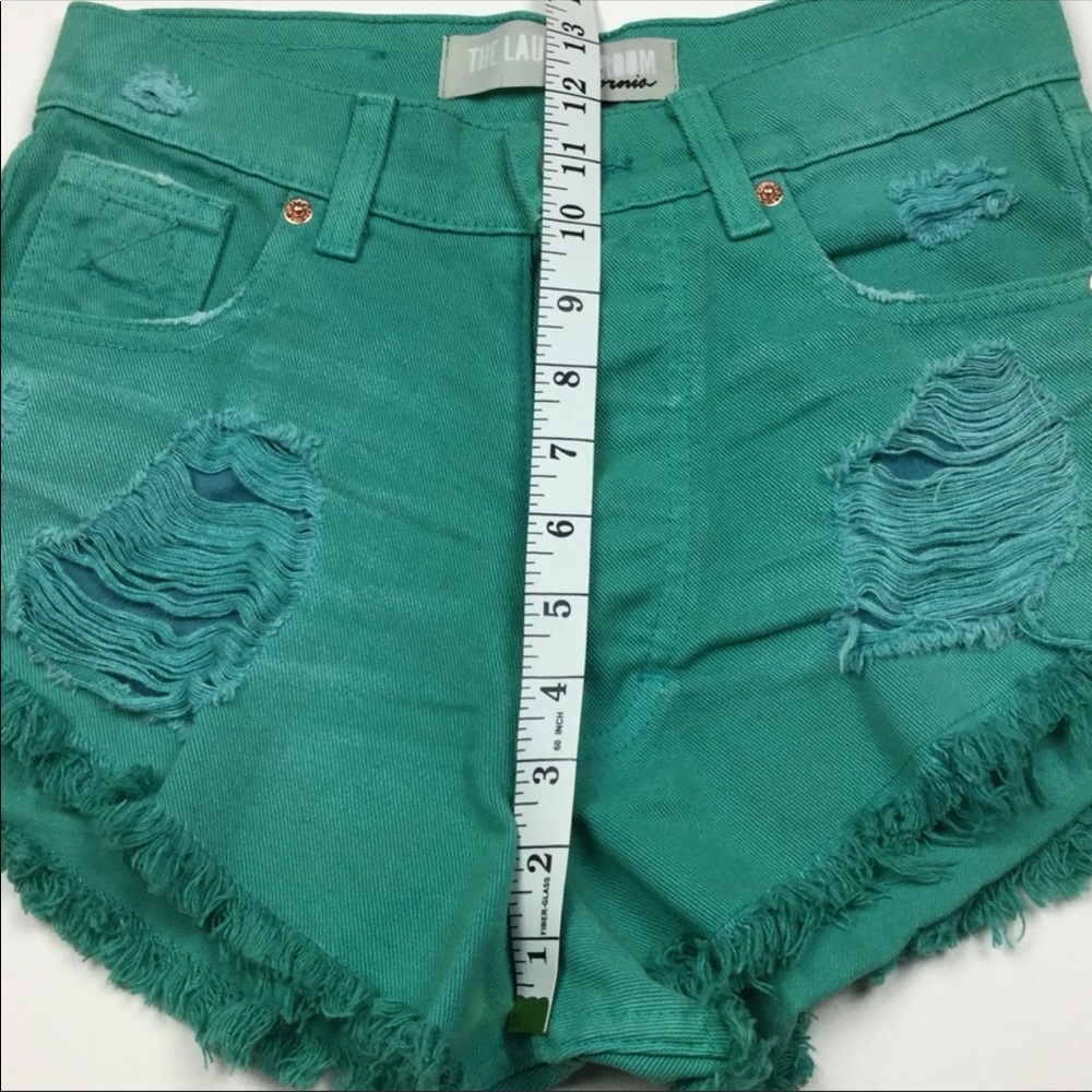The Laundry Room California Distressed Jean shorts - Picture 4 of 6